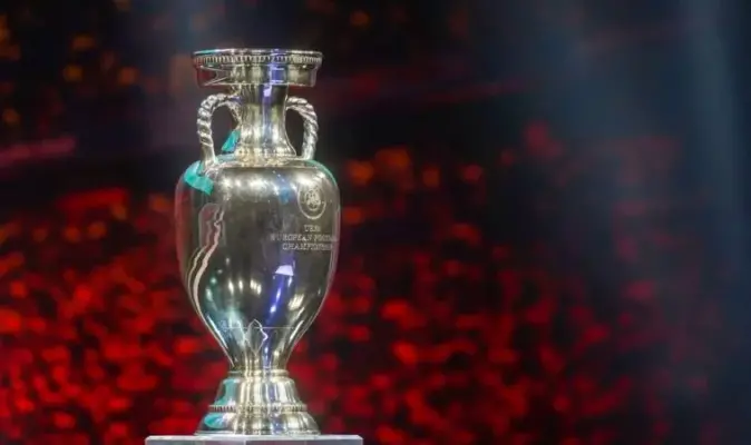 Ngoài Cristiano Ronaldo có nhiều cầu thủ khác cũng ghi nhiều bàn thắng tại các kỳ Euro